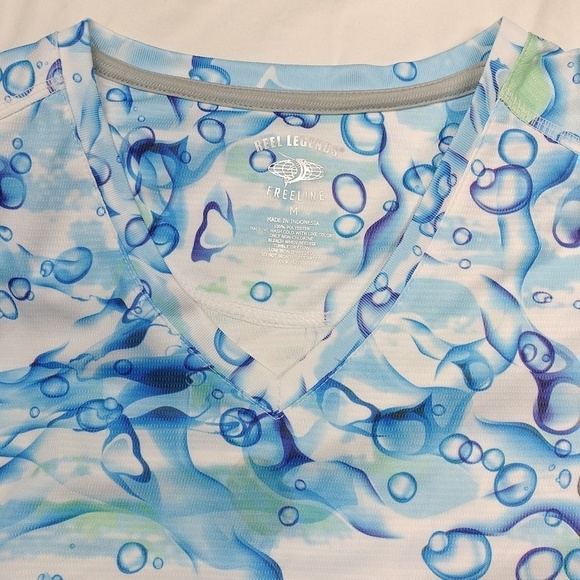 Reel Legends Freeline women's v neck top size medium - Picture 4 of 9